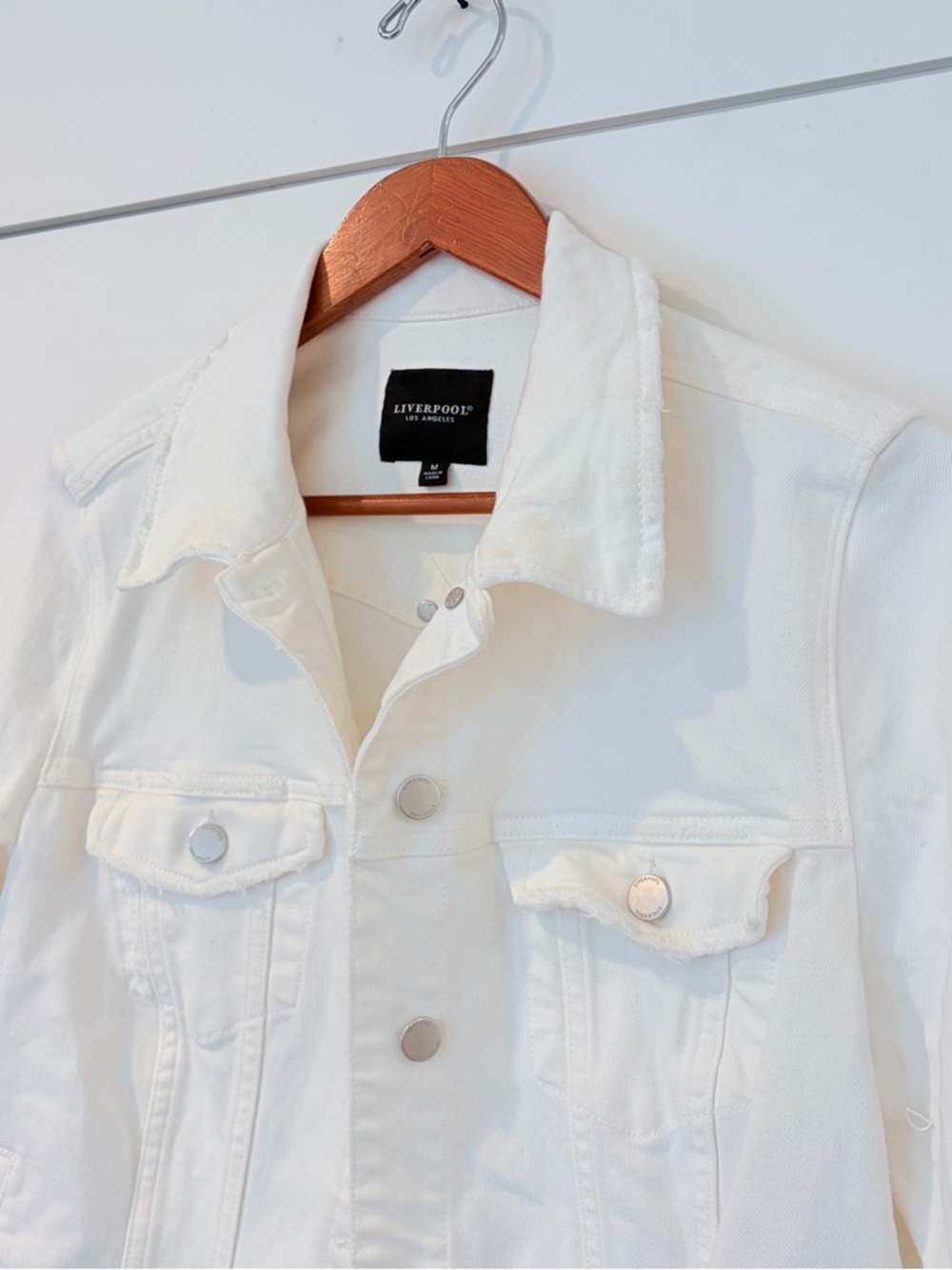 Liverpool LA White Denim Jacket Frayed Hem Minimalist Cropped M Clean Girl - Picture 3 of 10